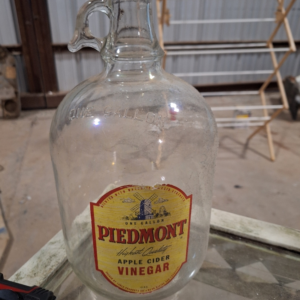 Piedmont Apple Cider Vinegar Vintage 1 Gallon Glass Jug. W/original Price Tag